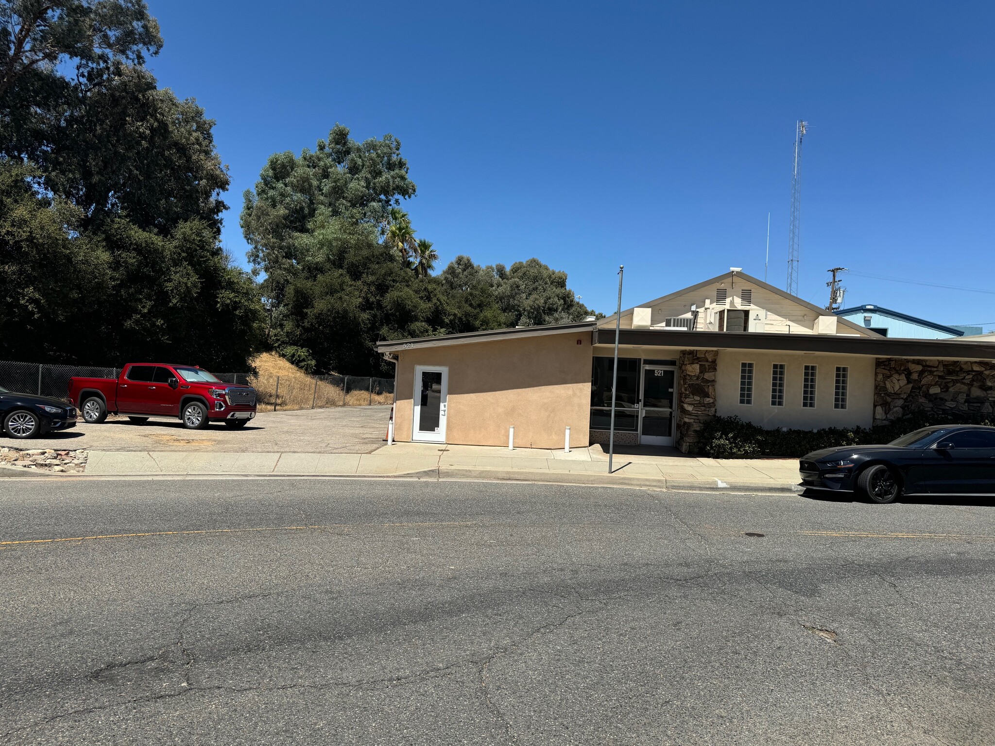 521 Wellwood Ave, Beaumont, CA à louer Photo de l’immeuble– Image 1 sur 56