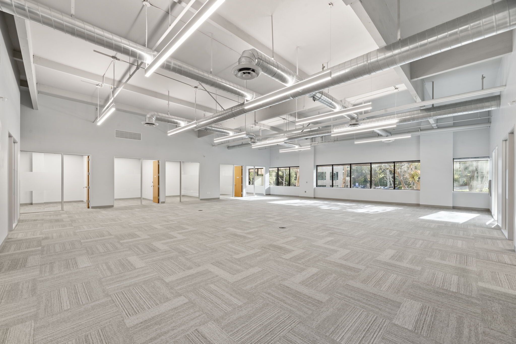 30401 Agoura Rd, Agoura Hills, CA à louer Photo intérieure– Image 1 sur 6