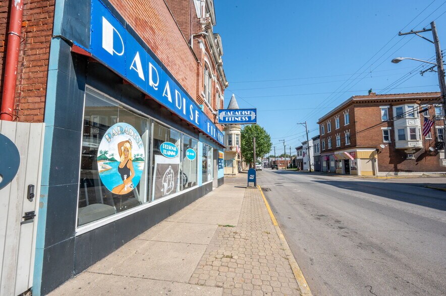 6017-6019 Vine St, Cincinnati, OH à vendre - Photo de l’immeuble – Image 3 sur 43