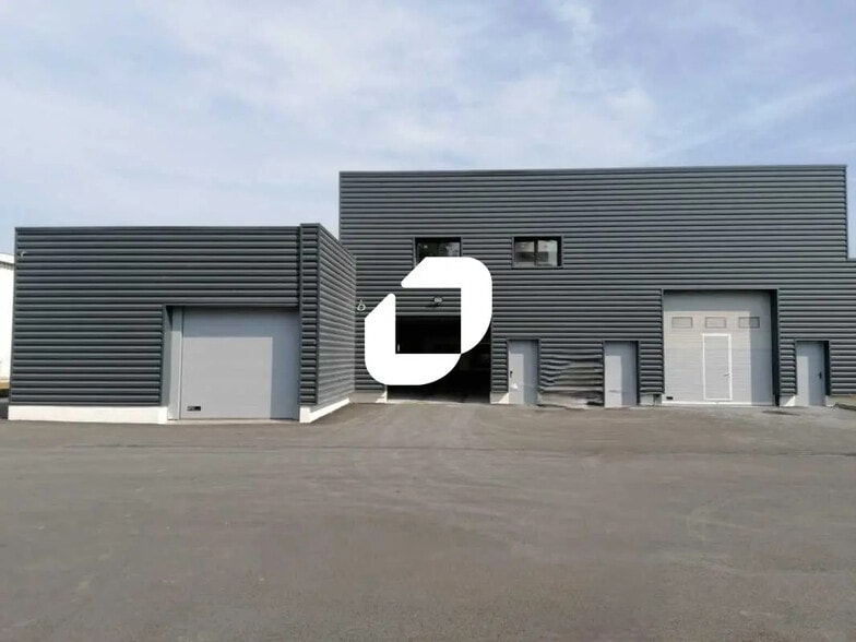 1860 Route De Frans, Villefranche-sur-Saône à vendre - Photo de l’immeuble – Image 2 sur 7