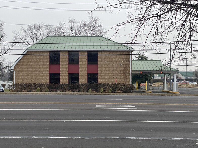 2817 Street Rd, Bensalem, PA à louer - Photo de l’immeuble – Image 1 sur 4