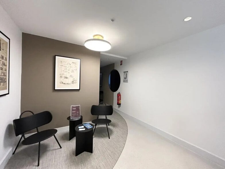 150-154 Rue Pierre Corneille, Lyon à louer - Photo de l’immeuble – Image 3 sur 21