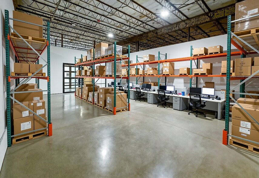 600 S 1st St, Rogers, AR à louer - Photo de l’immeuble – Image 3 sur 37