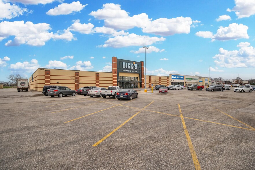 3200 Agency St, Burlington, IA à vendre - Photo de l’immeuble – Image 2 sur 30