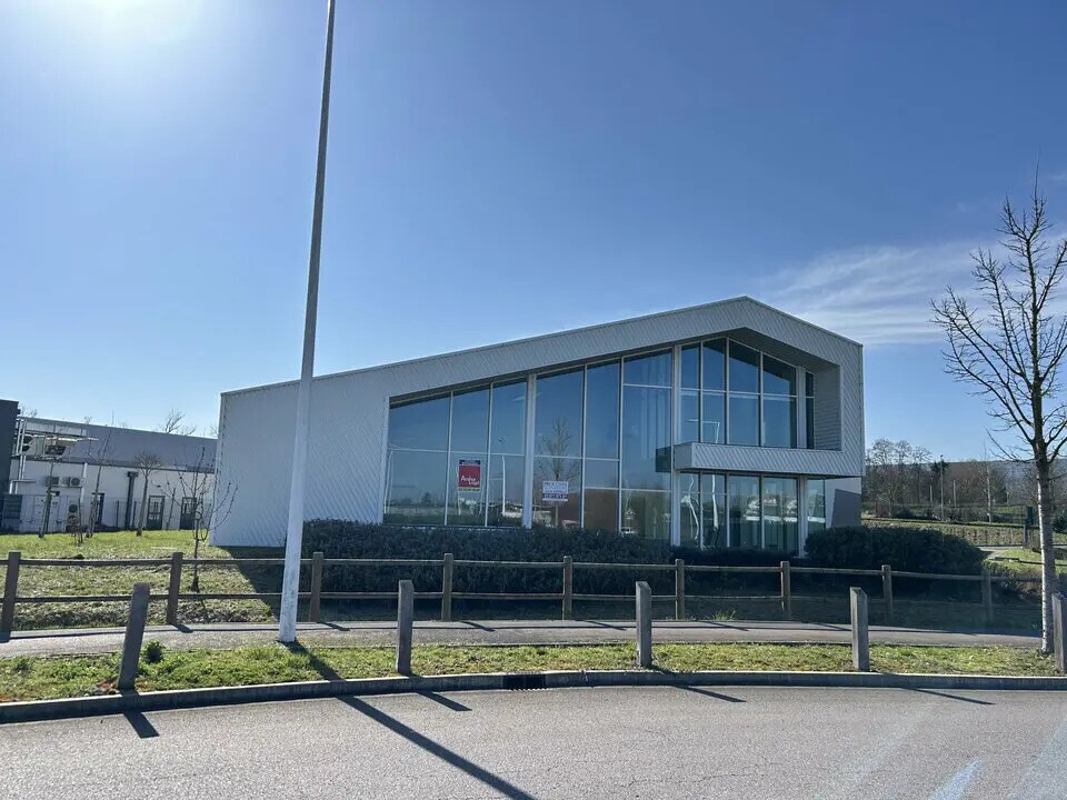 Local d’activités dans Marly à louer Photo de l’immeuble– Image 1 sur 16