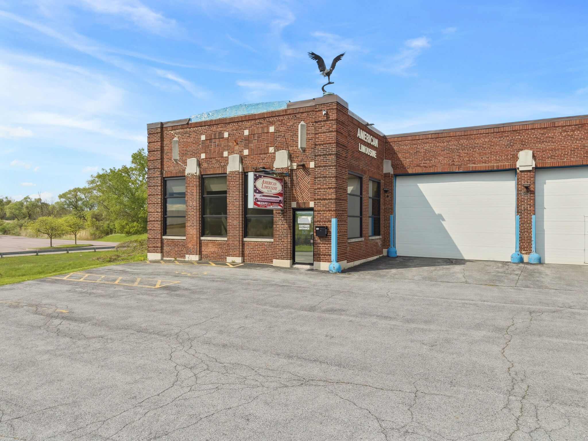 701 Hiawatha Blvd E, Syracuse, NY à vendre Photo de l’immeuble– Image 1 sur 32