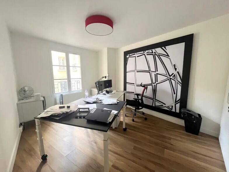 Bureau dans Saint-Germain-en-Laye à louer - Photo de l’immeuble – Image 1 sur 8