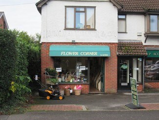 Plus de détails pour 27 Vicarage Rd, Verwood - Bureau à louer