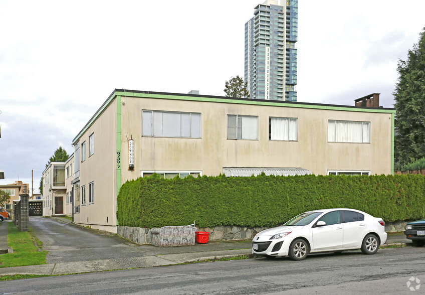 6735 Dow Av, Burnaby, BC à vendre - Photo principale – Image 1 sur 5