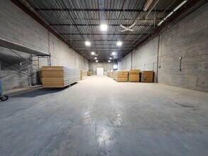 650-840 Boul Du Curé-Boivin, Boisbriand, QC à louer Photo intérieure– Image 2 sur 4