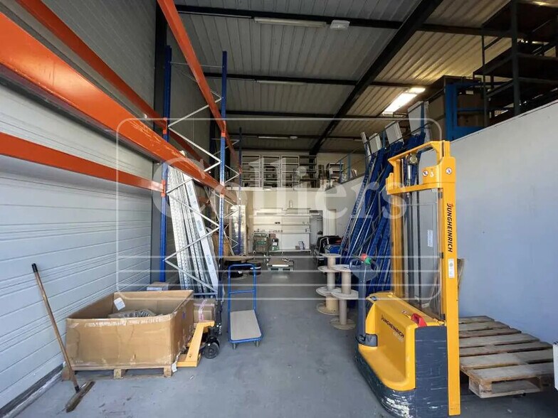 Bureau dans Éguilles à louer - Photo intérieure – Image 3 sur 17