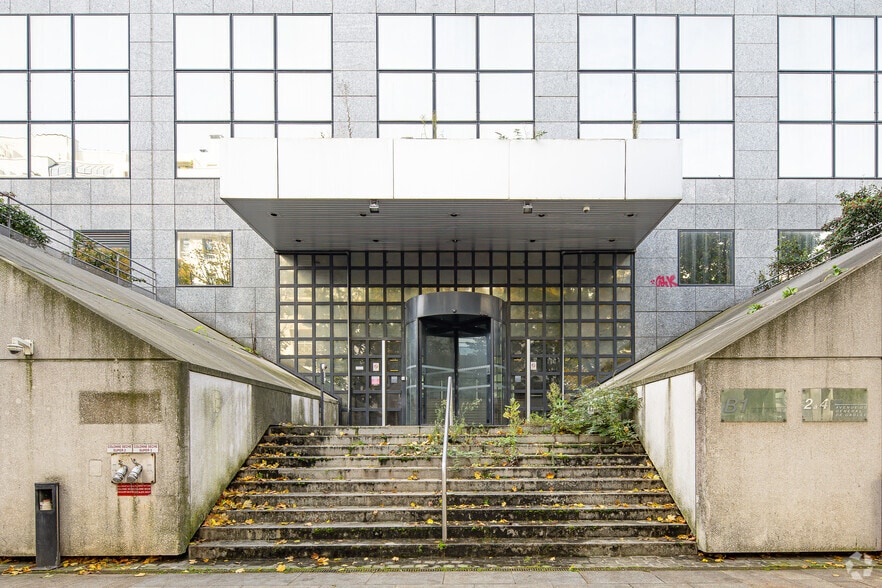 2-4 Avenue Du Général De Gaulle, Charenton-le-Pont à louer - Photo de l’immeuble – Image 3 sur 3