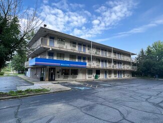 Plus de détails pour 311 E Highland Rd, Macedonia, OH - Hôtellerie à vendre