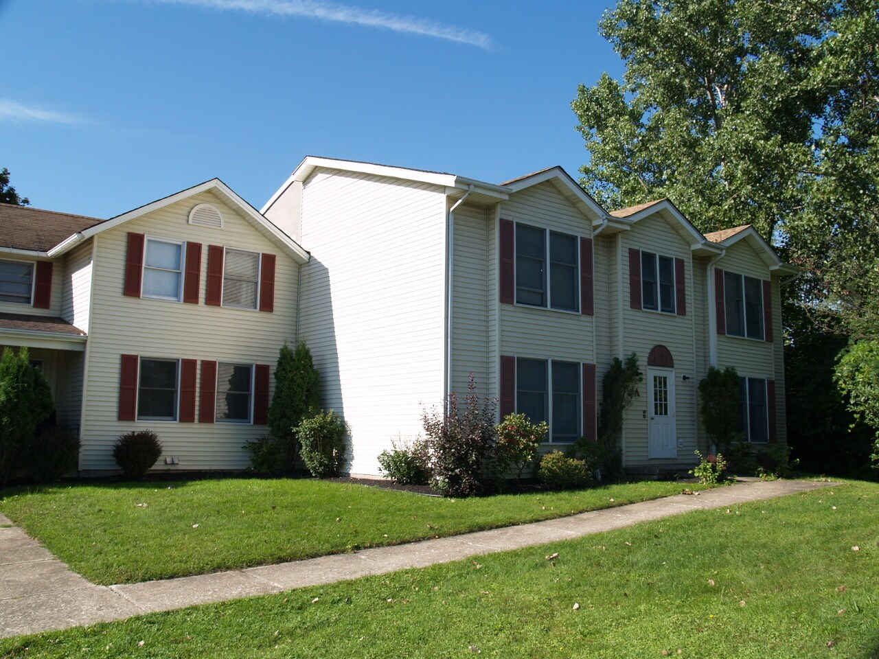 4725 Chestnut Ridge Rd, Amherst, NY à vendre Photo principale– Image 1 sur 14