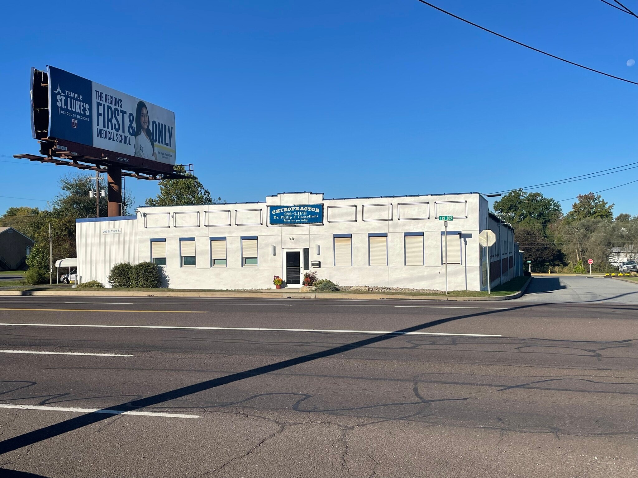 202 S 3rd St, Coopersburg, PA à louer Photo intérieure– Image 1 sur 16