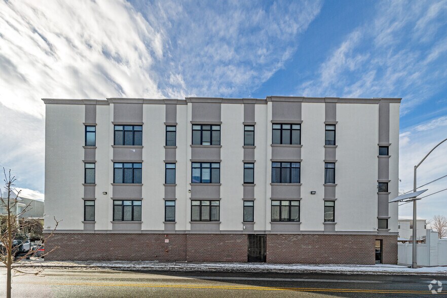 121 Fair St, Paterson, NJ à vendre - Photo de l’immeuble – Image 2 sur 5