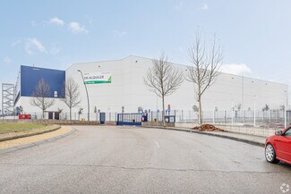 Plus de détails pour Calle de los Gavilanes Glorieta, 7, Getafe - Industriel/Logistique à louer