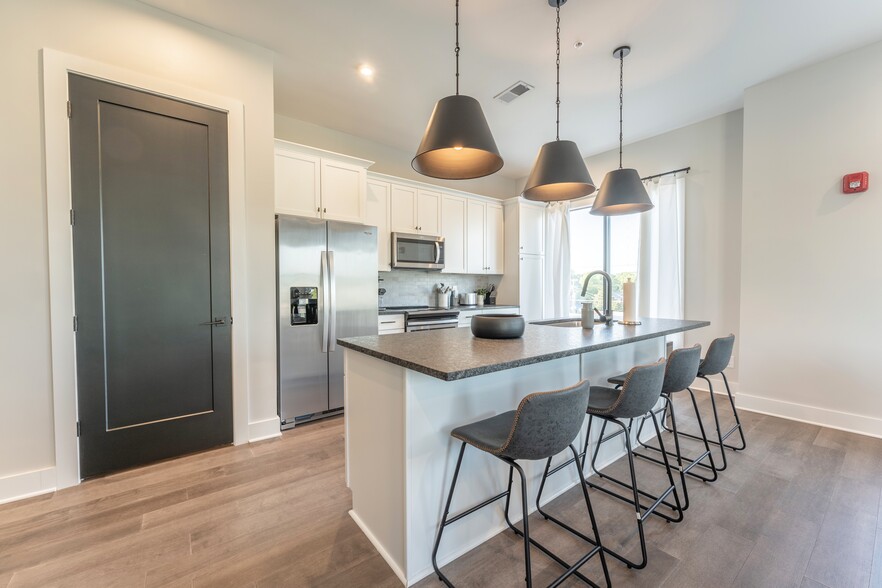 5918 Morrow Rd, Nashville, TN à vendre - Photo de l’immeuble – Image 3 sur 26
