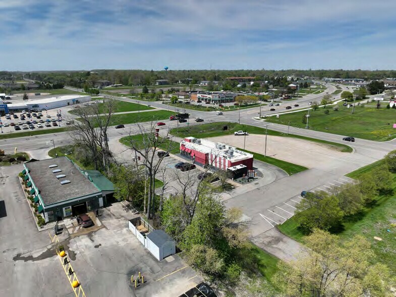 2011 N US Highway 27, Saint Johns, MI à vendre - Photo de l’immeuble – Image 3 sur 4