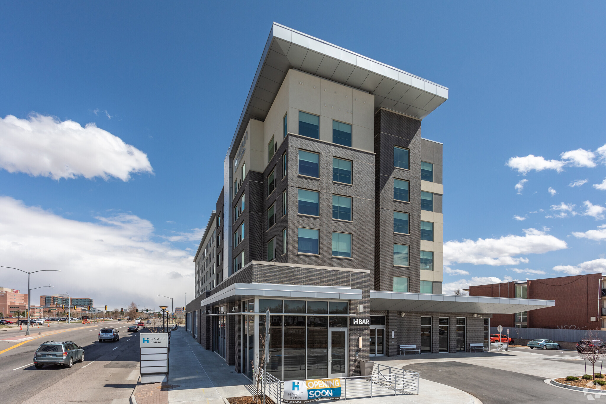 12230 E Colfax Ave, Aurora, CO à louer Photo de l’immeuble– Image 1 sur 7