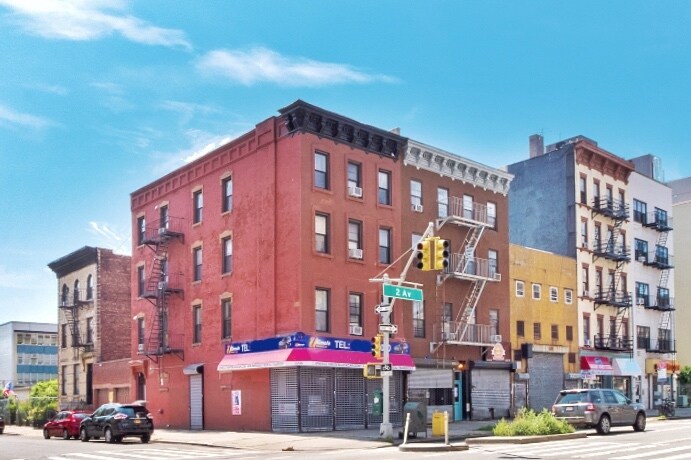 2296 2nd Ave, New York, NY à vendre - Photo de l’immeuble – Image 1 sur 24