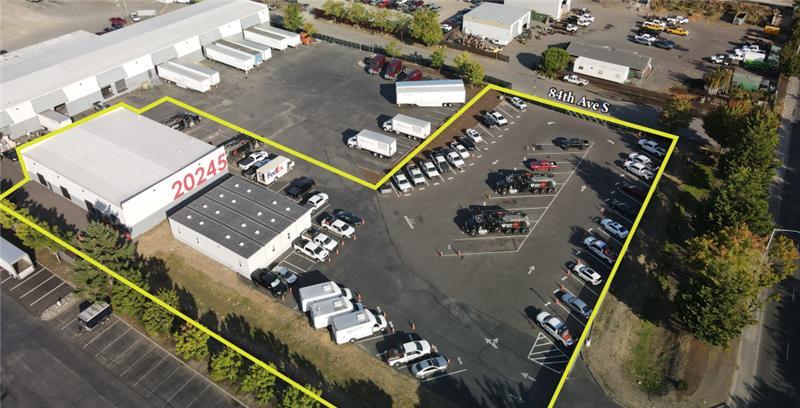 20245 84th Ave S, Kent, WA à louer Photo principale– Image 1 sur 2