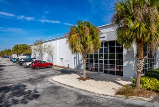 Plus de détails pour 1551 102nd Ave N, Saint Petersburg, FL - Industriel/Logistique à louer