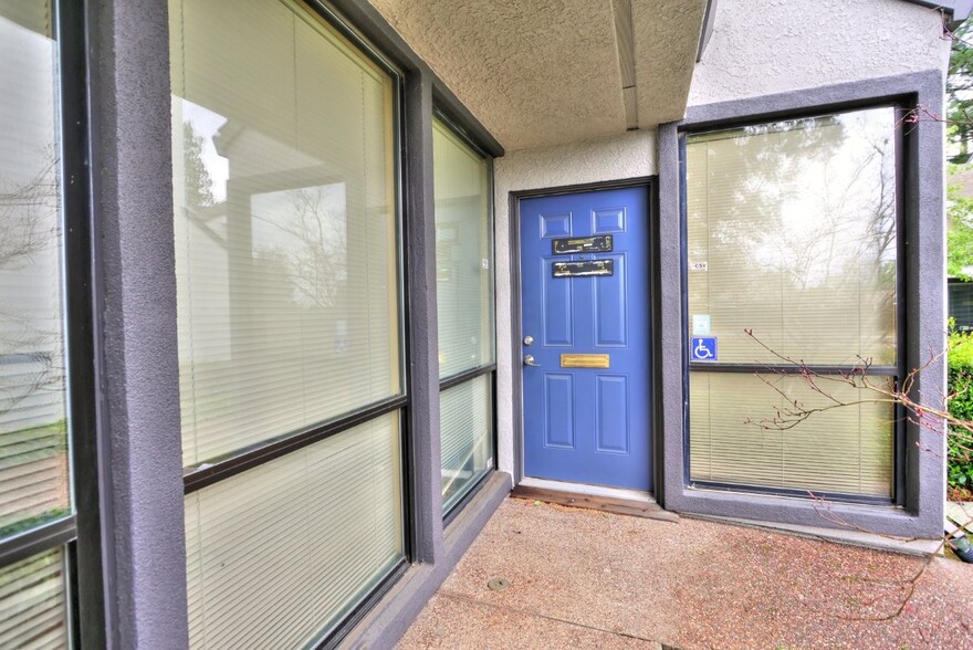 9272 Madison Ave, Orangevale, CA à vendre - Photo de l’immeuble – Image 3 sur 13