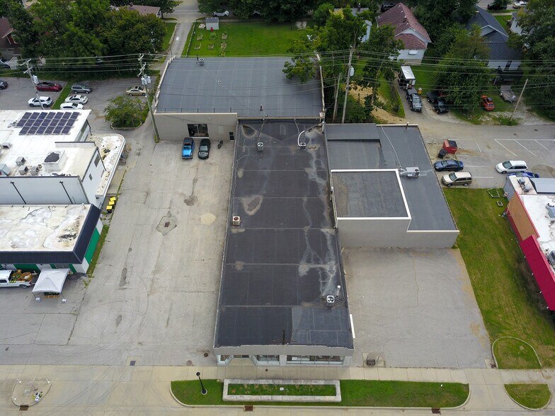 515 S Walnut St, Bloomington, IN à vendre - Photo de l’immeuble – Image 2 sur 14