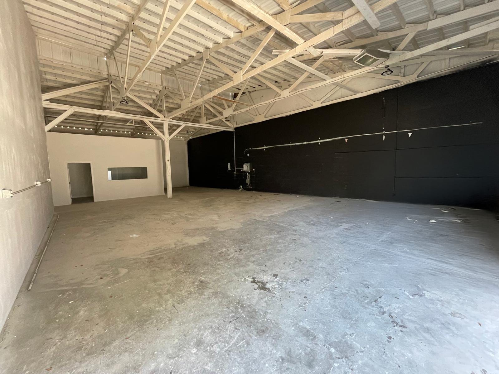 2705 E Hanna Ave, Tampa, FL à louer Photo intérieure– Image 1 sur 3