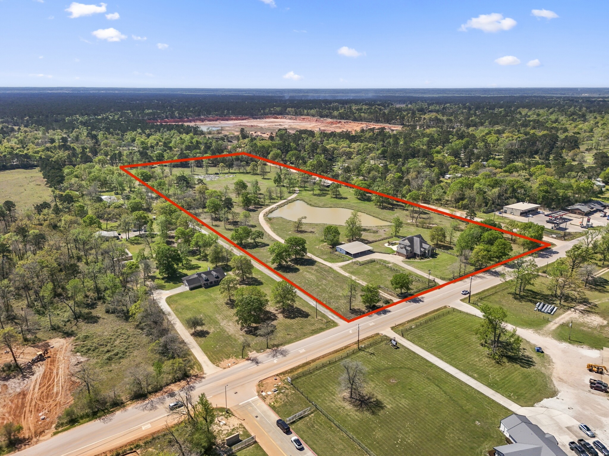 19287 Keenan Cut OFF Rd, Montgomery, TX à vendre Photo principale– Image 1 sur 11