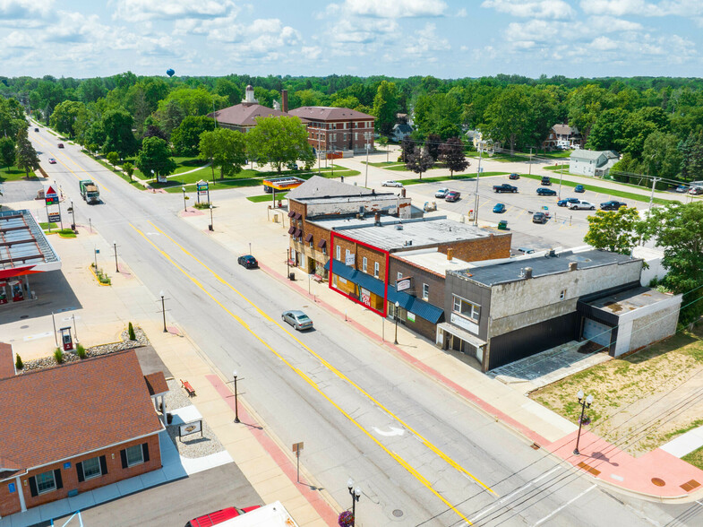 115-117 N Shiawassee St, Corunna, MI à louer - Photo de l’immeuble – Image 3 sur 16