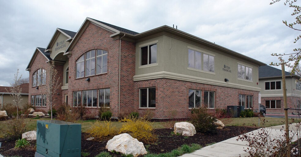 189 E Fort Union Blvd, Midvale, UT à vendre - Photo de l’immeuble – Image 2 sur 13