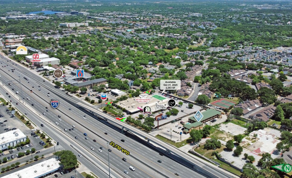 2801 S Interstate 35 S, Austin, TX à louer - Photo de l’immeuble – Image 3 sur 82