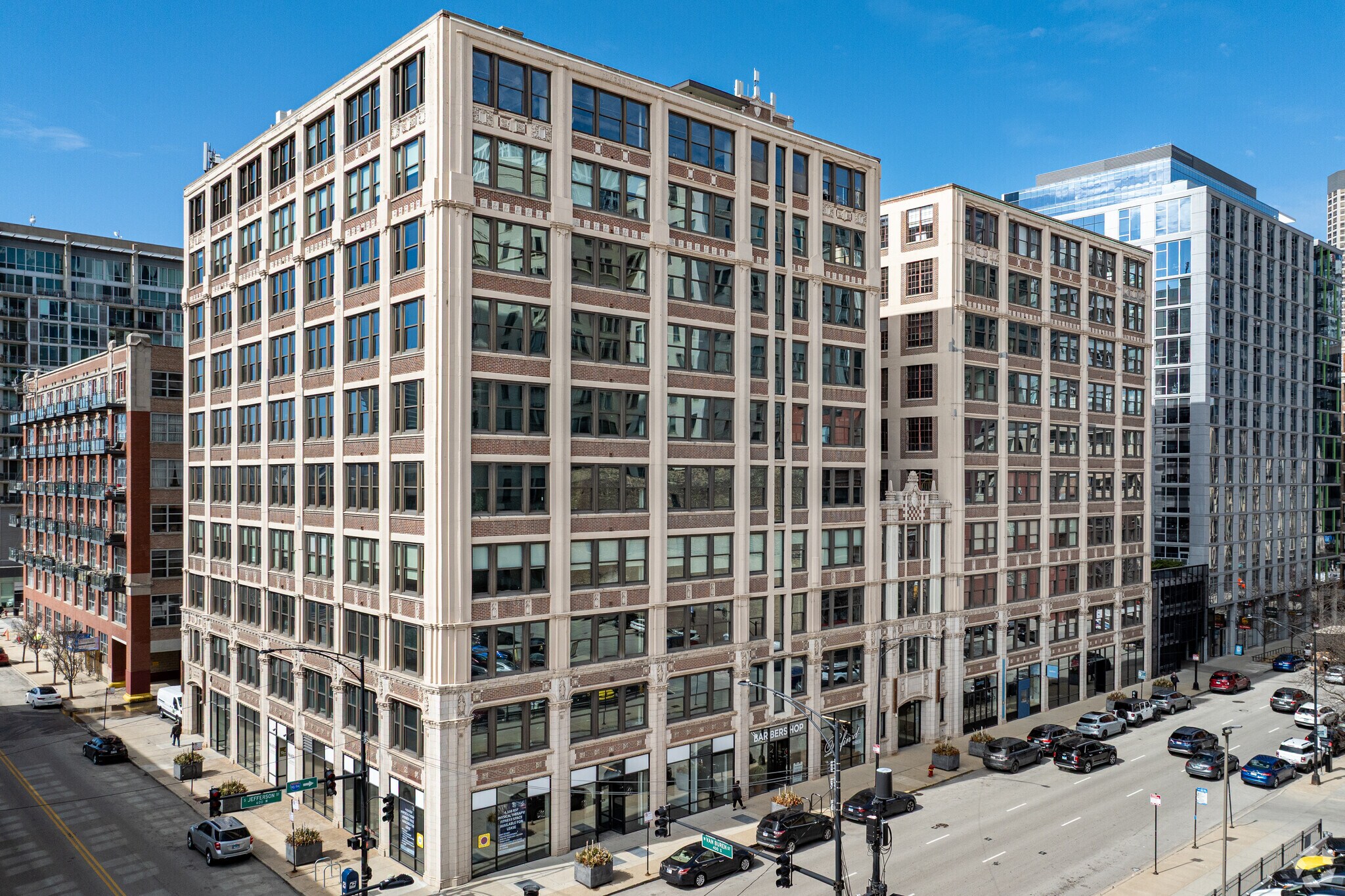 328 S Jefferson St, Chicago, IL à louer Photo de l’immeuble– Image 1 sur 27