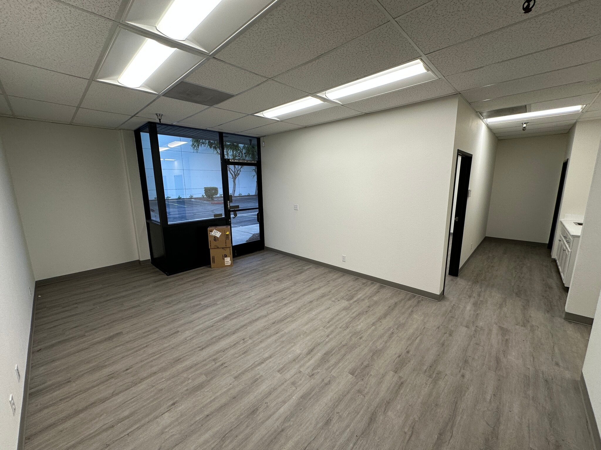 700-724 S Richfield Rd, Placentia, CA à louer Photo de l’immeuble– Image 1 sur 4