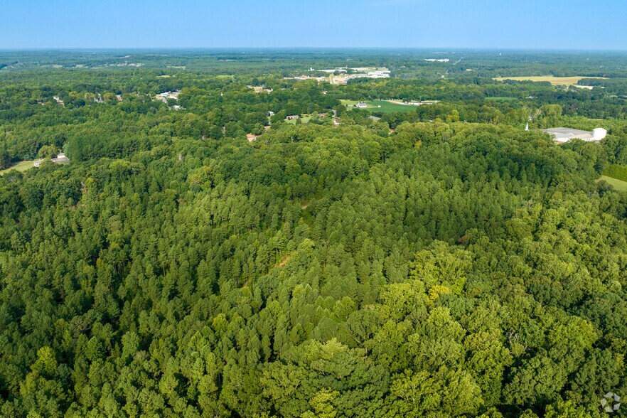44855 Hwy 740, New London, NC à vendre - Photo de l’immeuble – Image 3 sur 15