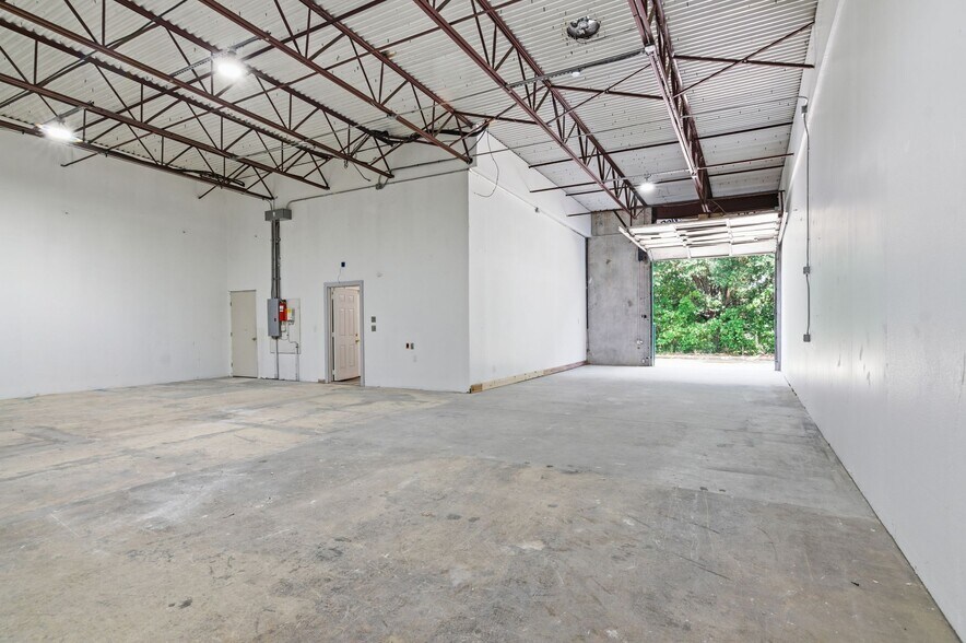 7600 Benbrook Pky, Benbrook, TX à louer - Photo intérieure – Image 3 sur 3