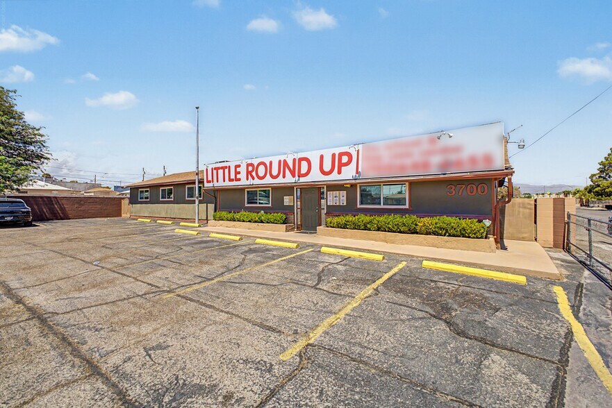 3700 Vegas Dr, Las Vegas, NV à vendre - Photo de l’immeuble – Image 3 sur 33