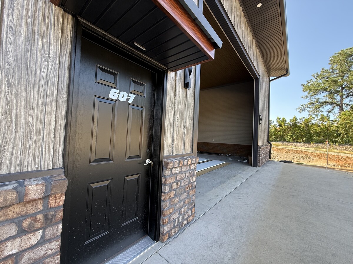 144 McCrary Rd, Mooresville, NC 28117 - Lot 607 - - Photo intérieure - Image 1 of 4