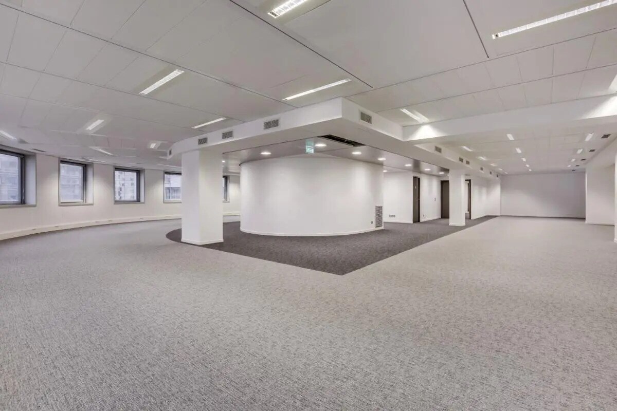 47 Rue Louis Blanc, Courbevoie à louer Photo intérieure– Image 1 sur 9