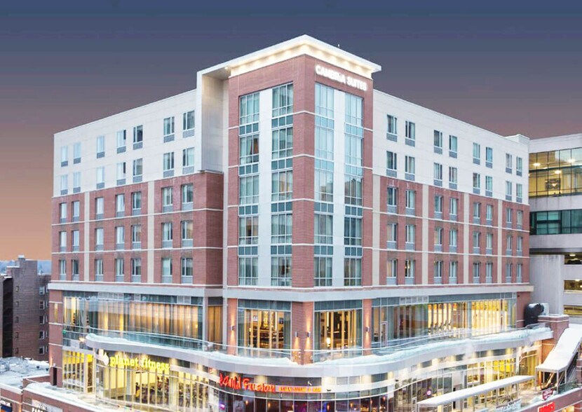 250-270 Main St, White Plains, NY à louer - Photo de l’immeuble – Image 2 sur 8