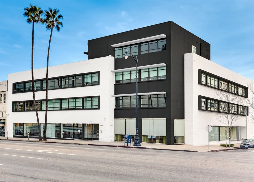 8820 Wilshire Blvd, Beverly Hills, CA à louer - Photo principale – Image 1 sur 9