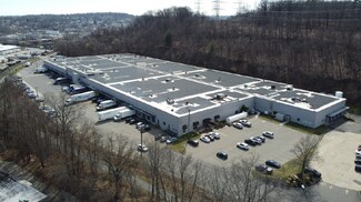 Plus de détails pour 4 Warehouse Ln, Elmsford, NY - Industriel/Logistique à louer