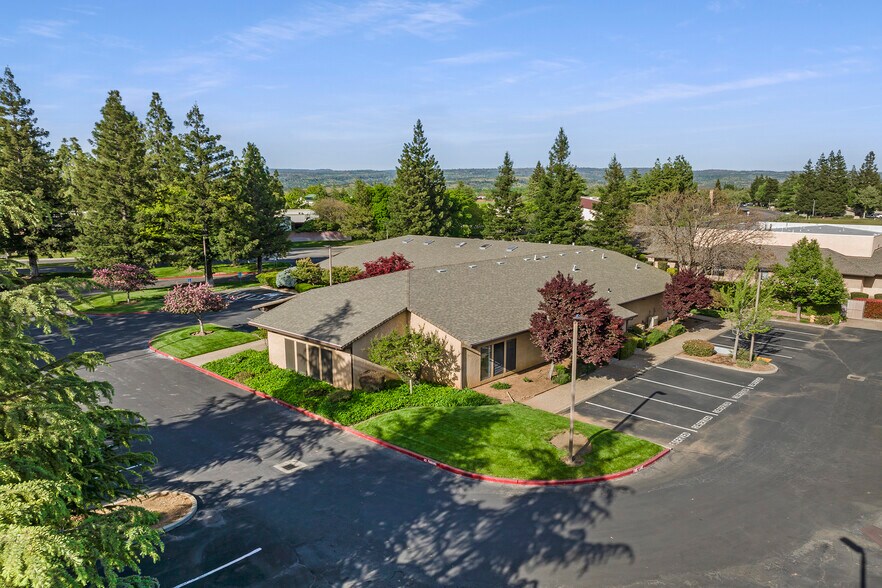 1367 E Lassen Ave, Chico, CA à louer - Aérien – Image 3 sur 22