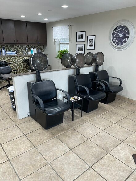 2526 Hillcrest Ln, Grand Prairie, TX à vendre - Photo intérieure – Image 3 sur 9