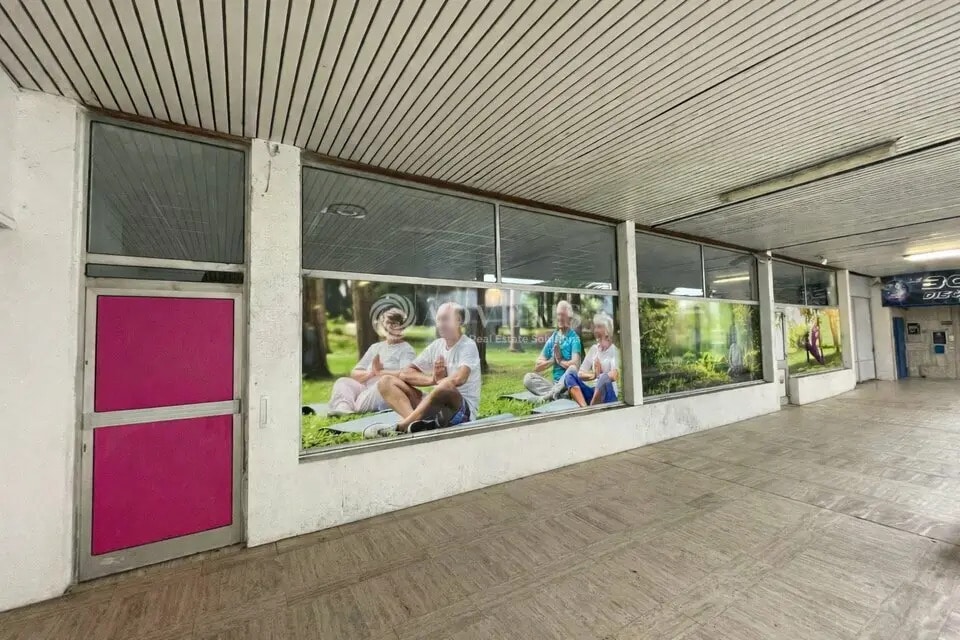 Local commercial dans Orléans à vendre Photo de l’immeuble– Image 1 sur 9