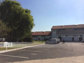 Plus de détails pour Industriel/Logistique à louer