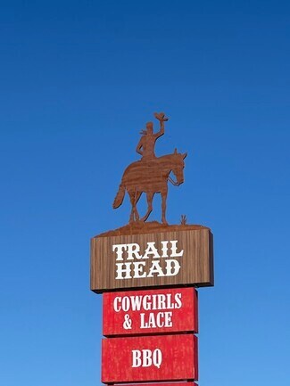 Plus de détails pour 1111 W Hwy 290, Dripping Springs, TX - Local commercial à louer