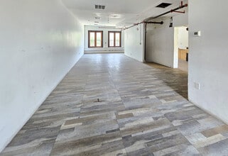 249-251 4th Ave, Brooklyn, NY à louer Photo intérieure– Image 1 sur 2